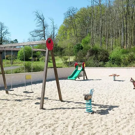 Accessible Family In Marminiac
